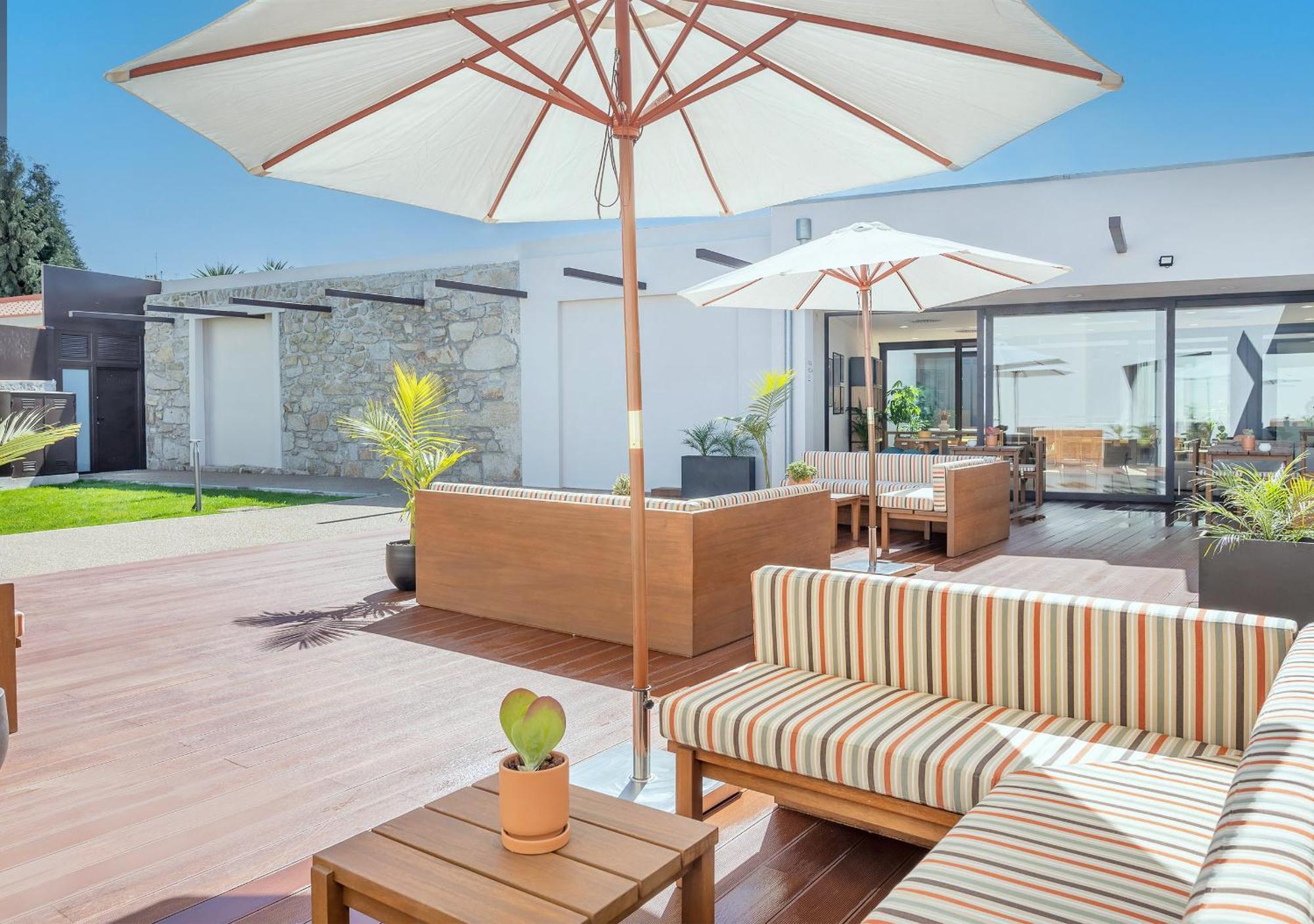 Bfresh Hotel - Padel, Pool & Fitness - Adults Only Porto Exterior foto